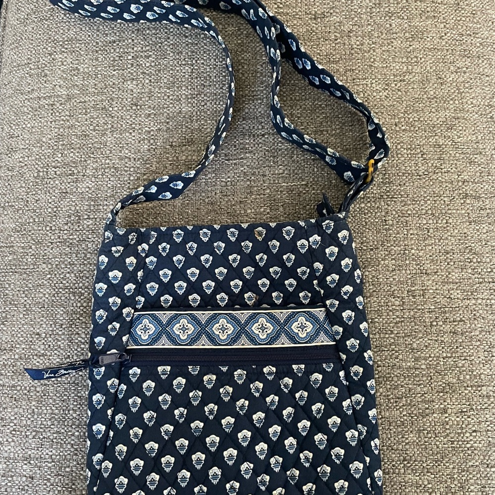 Vera Bradley Shoulder Bag with Matching wallet in gently used condition - Picture 3 of 4